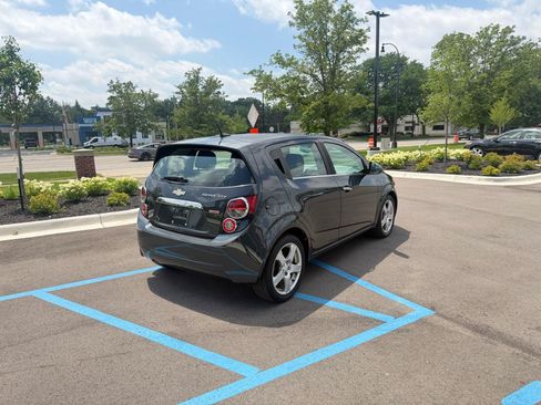 Used 2014 Chevrolet Sonic LTZ w/ Fun and Sun Package FWD image 5