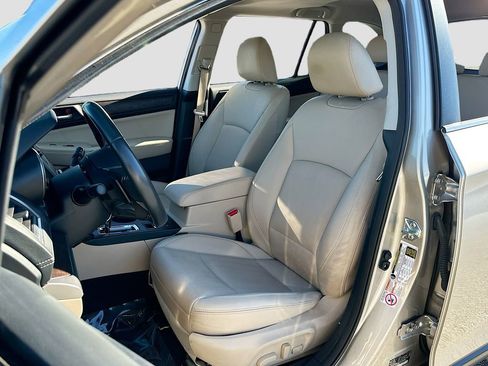 Used 2019 Subaru Outback 2.5i Limited image 22