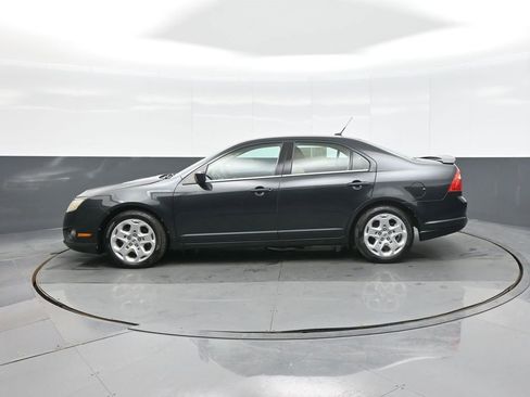 Used 2010 Ford Fusion SE image 4