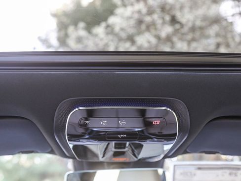 New 2026 Mercedes-Benz C 300 Sedan image 15