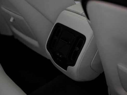 Used 2023 Aston Martin DBX AWD/4WD image 74