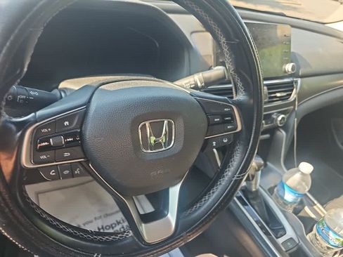 Used 2018 Honda Accord EX-L image 7