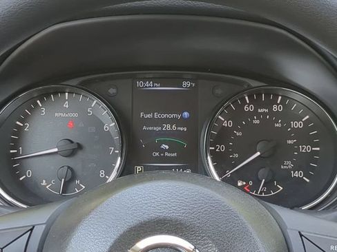Used 2017 Nissan Rogue S AWD/4WD image 24