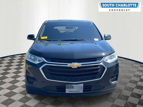 Used 2021 Chevrolet Traverse LS image 2