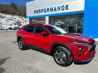 New 2026 Chevrolet Trax LT video 1