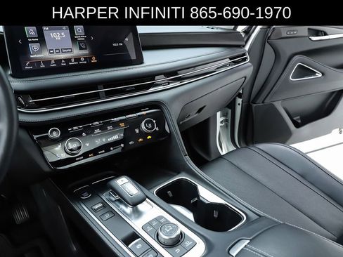 Used 2024 INFINITI QX60 Sensory AWD/4WD image 24