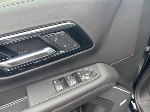 New 2026 Chevrolet Suburban High Country w/ Sun And Tow Package image 15