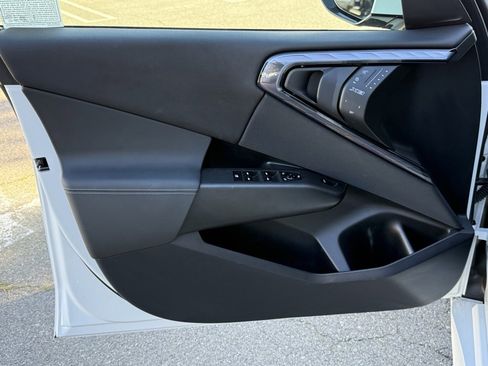 Used 2025 BMW X3 xDrive30i w/ M Sport Package image 19