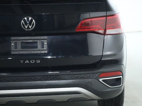 Used 2024 Volkswagen Taos SE image 44