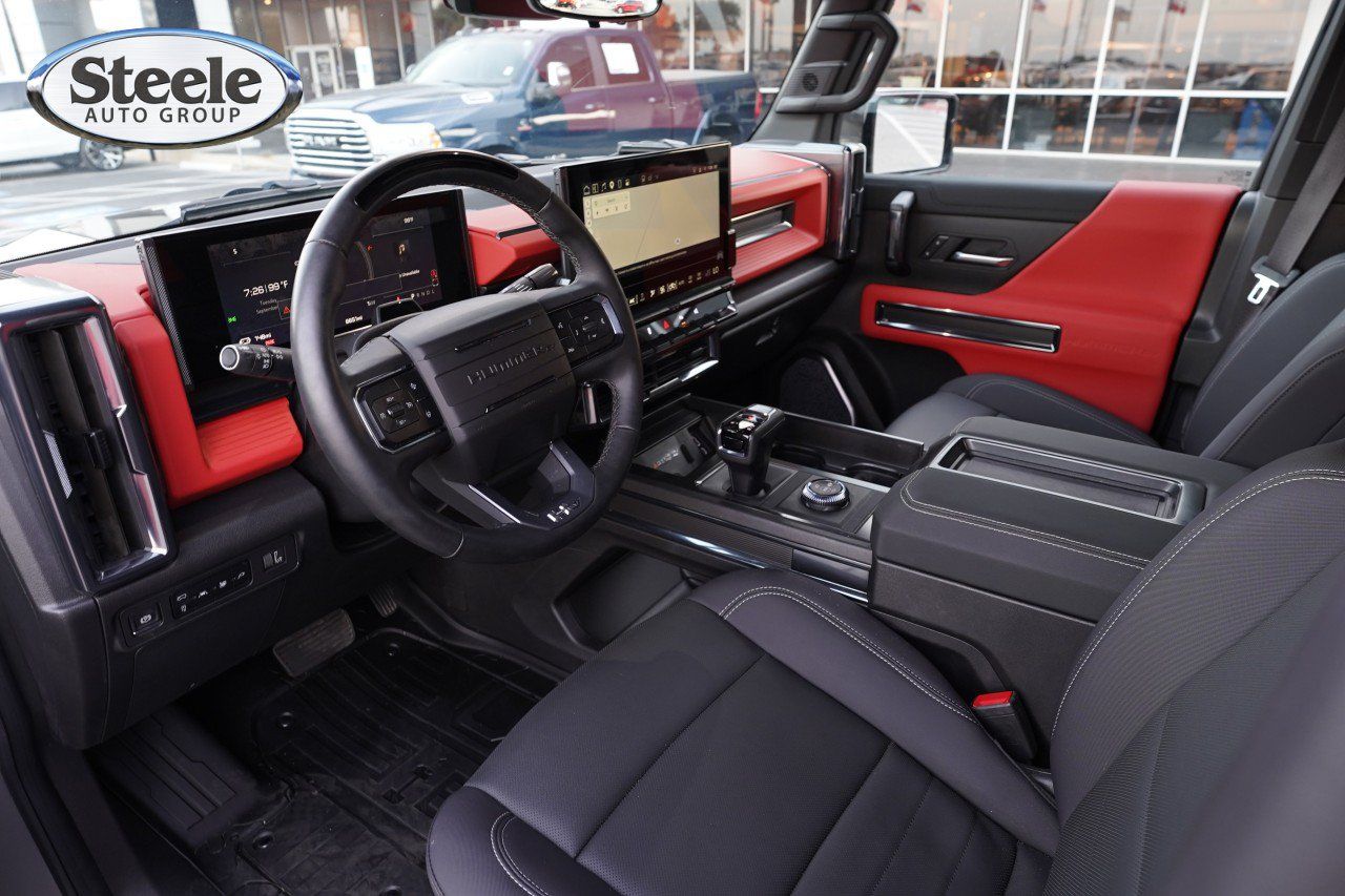 Certified 2026 GMC Hummer EV 3X w/ Carbon Fiber Edition Package AWD/4WD image 17