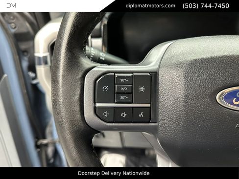 Used 2023 Ford F150 Lightning XLT image 31