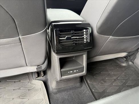 Used 2023 Volkswagen ID.4 Pro RWD image 25
