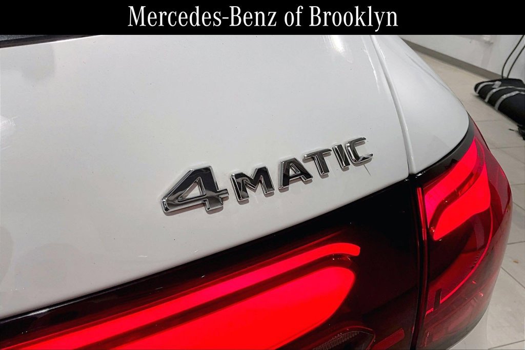Used 2023 Mercedes-Benz GLC 300 4MATIC image 9