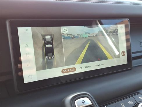 Used 2020 Land Rover Defender 110 X image 22