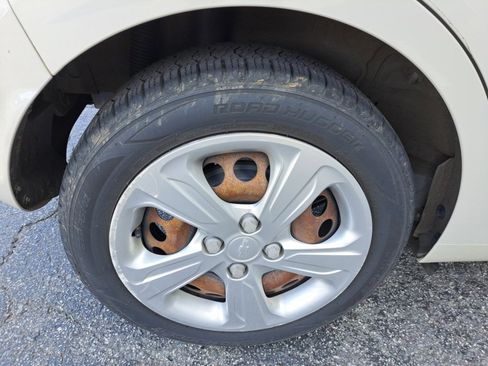 Used 2021 Chevrolet Spark LS image 16