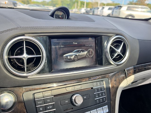 Used 2017 Mercedes-Benz SL 450 image 21