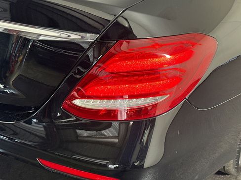 Used 2020 Mercedes-Benz E 350 Sedan w/ Premium Package image 34