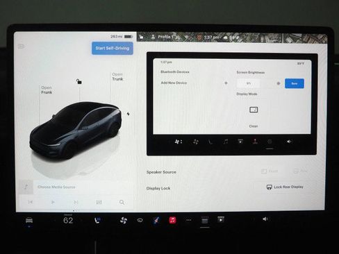 Used 2026 Tesla Model Y Long Range RWD image 43