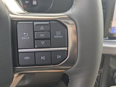 New 2026 Ford F450 Platinum w/ Platinum Plus Package image 27