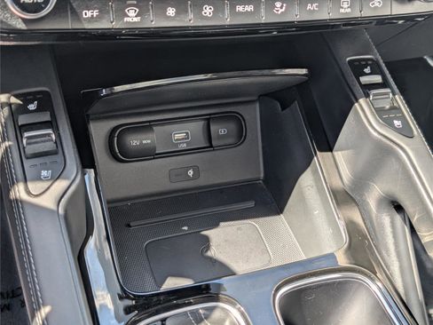 Used 2022 Kia Telluride EX w/ EX Premium Package AWD/4WD image 31