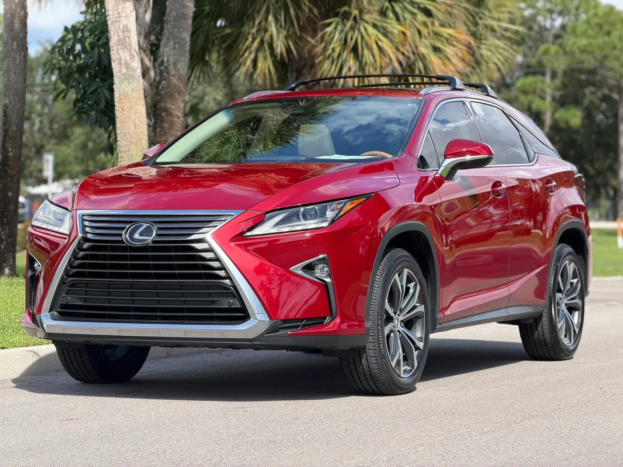 Used 2017 Lexus RX 350 FWD w/ Premium Package image 4
