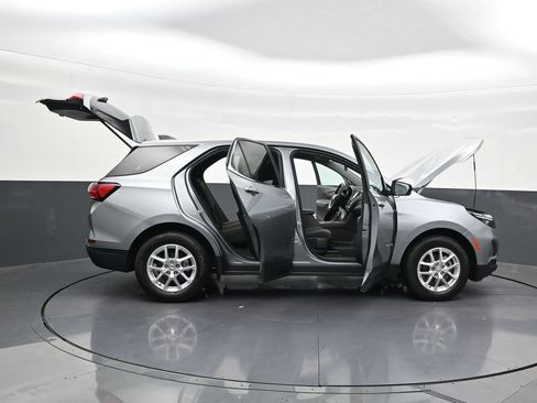 Used 2023 Chevrolet Equinox LT FWD image 33