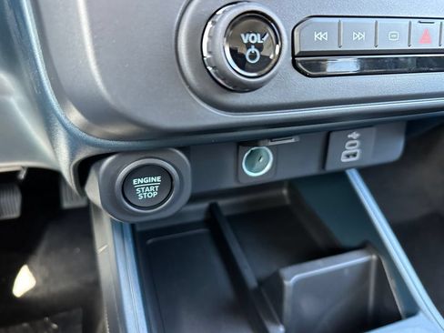 New 2026 Ford Maverick Lobo AWD/4WD image 32