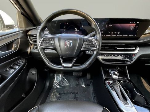 Used 2024 Buick Envista Avenir FWD image 8