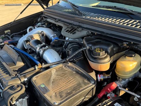 Used 2005 Ford F250 Lariat image 25