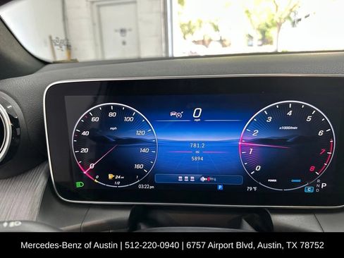 Used 2026 Mercedes-Benz GLC 300 image 13