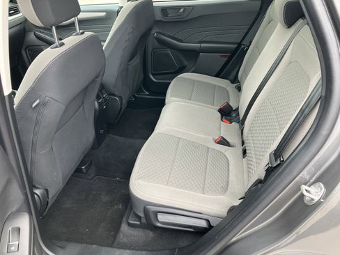 Used 2022 Ford Escape SE w/ Cold Weather Package AWD/4WD image 14