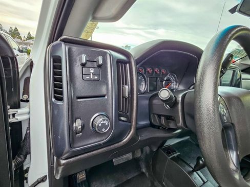 Used 2019 Chevrolet Silverado 2500 W/T image 19