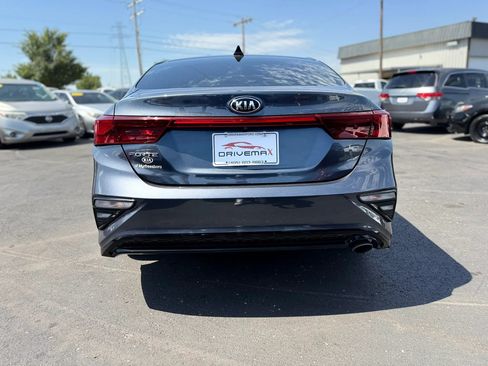 Used 2020 Kia Forte LXS FWD image 4