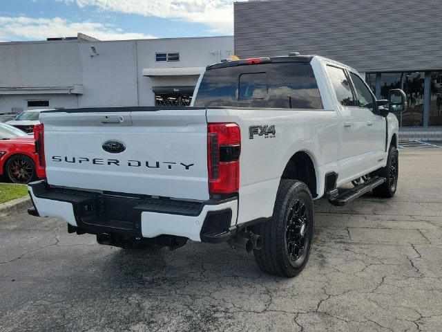 Used 2024 Ford F250 Lariat w/ Lariat Ultimate Package AWD/4WD image 3
