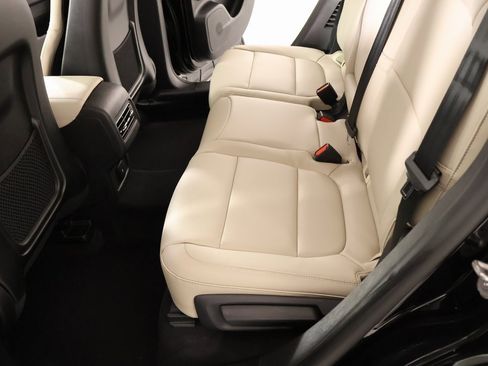 New 2026 Lincoln Corsair Premiere image 13