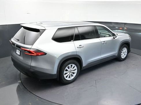 Used 2025 Toyota Grand Highlander FWD image 36
