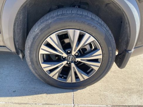 Certified 2023 Nissan Rogue SV w/ SV Premium B Package image 13