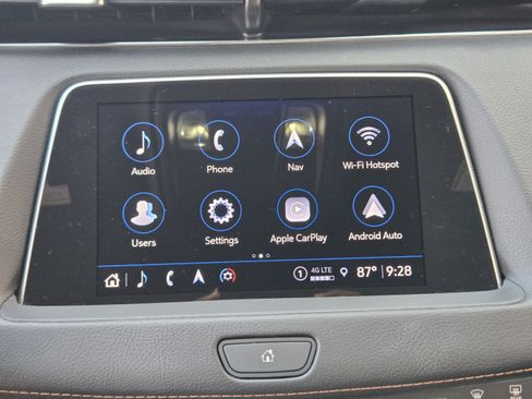 Used 2022 Cadillac XT4 Sport w/ Comfort Package FWD image 15