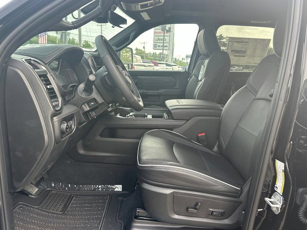 New 2027 RAM 2500 Limited AWD/4WD image 10