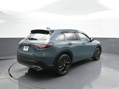 Used 2023 Honda HR-V Sport image 6