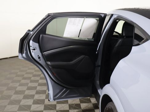 Used 2025 Ford Mustang Mach-E Premium image 24