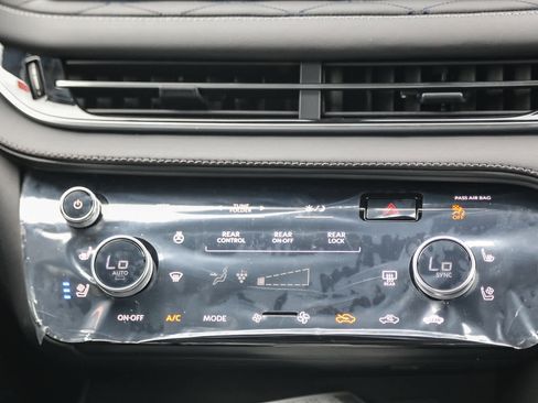 New 2025 INFINITI QX60 Autograph w/ Cargo Package image 16