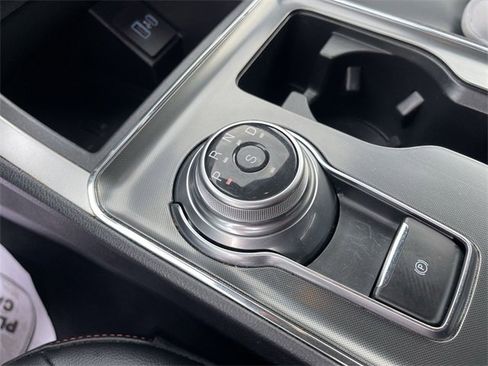 Used 2024 Ford Edge ST-Line image 19