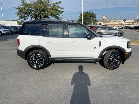 New 2025 Ford Bronco Sport Outer Banks image 8