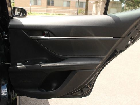 Used 2018 Toyota Camry XSE w/ Driver Assist Package FWD image 22