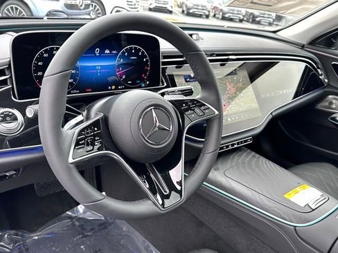 New 2026 Mercedes-Benz E 350 4MATIC Sedan image 16