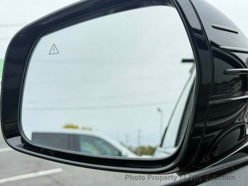 Used 2023 Kia Sorento SX Prestige image 34