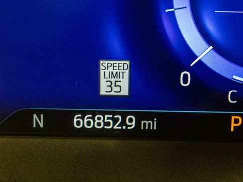 Used 2020 Ford Explorer ST w/ ST Street Pack image 40