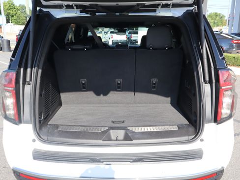Used 2023 Chevrolet Tahoe High Country w/ Premium Package AWD/4WD image 36