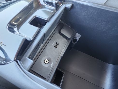 Used 2013 Ford Fusion S FWD image 7